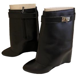 Givenchy Shark Leder Stiefeletten schwarz Schwarz