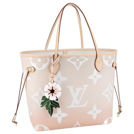 Louis Vuitton-LV Neverfull am Pool-Andere