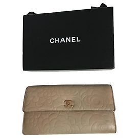 Portefeuille Chanel Camellia Beige Cuir Doré Beige Sable Bijouterie dorée