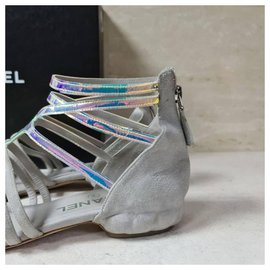 Chanel-Chanel Wildleder Flache Sandalen Größe 37-Mehrfarben 