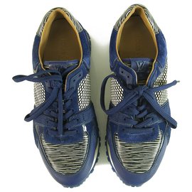 Louis Vuitton-Louis Vuitton Run Away Blue Epi cuir de veau Textile Sneakers avec fourrure de veau 36,5-Bleu