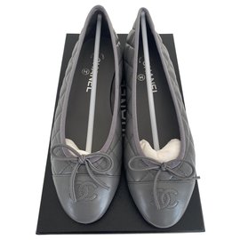 Chanel-Chanel ballet flats in gray leather , taille 38-Grey