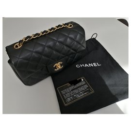 Chanel-Mini sac Chanel rectangulaire à rabat noir en cuir de veau caviar-Noir