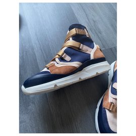 Chloé-Sneakers-Beige