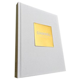 Chanel-LIVRO DE FOTOGRAFIA DE CHANEL-Branco,Dourado