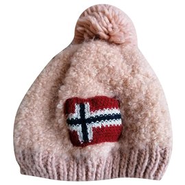 Napapijri-LOGO-Pink