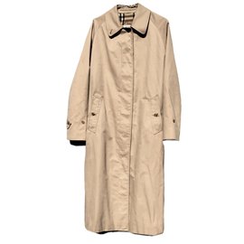 Burberry-Trench Burberry’s classique vintage 80-Beige