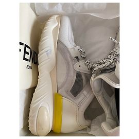 Baskets Fendi en cuir blanc Blanc