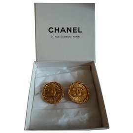 Chanel-Chanel. Pendientes de clip.-Gold hardware