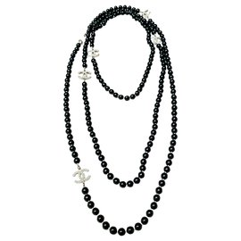 Chanel-Collar largo icónico CC Le 5-Negro