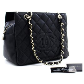 Chanel-Bolsa de ombro CHANEL com corrente de caviar sacola de compras preta acolchoada-Preto