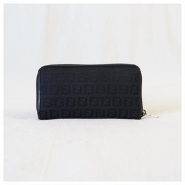 Fendi-Wallets-Black