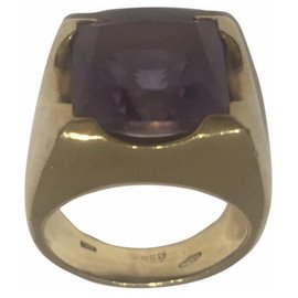 Fred-cabochon signet ring-Gold hardware
