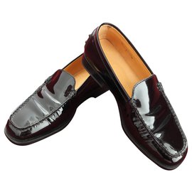 Tod's-Tod's black shiny patent leather moccasins-Black
