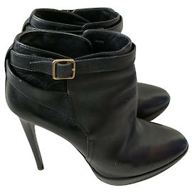 Burberry Prorsum Burberry buckled ankle boots Black