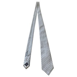 Chanel-Ties-Cream,Dark grey