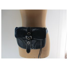 Marc by Marc Jacobs-Navy leather belt bag.-Navy blue