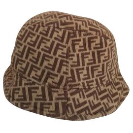 Fendi-Fendi logoed fisherman hat-Multiple colors