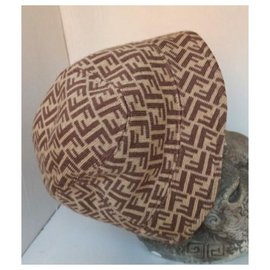 Fendi-Fendi logoed fisherman hat-Multiple colors