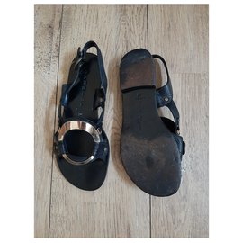 Barbara Bui-Des sandales-Noir