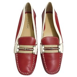 Mocassins Geox de dois tons Branco Vermelho