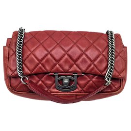 Chanel-Icons Secret Label-Red