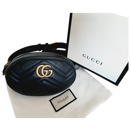 Gucci-Gucci black marmont belt bag-Black