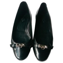 Hermès HERMES Ballerines Liberty cuir vernis noires T40 IT Noir