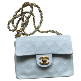 Chanel-TIMELESS-Azul claro