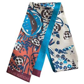 Louis Vuitton Silk scarves Multiple colors