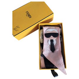 Fendi-wrappy fendi karlito-Pink