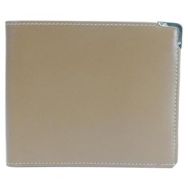 Gucci-Brown LEather Bifold Men's Wallet-Brown