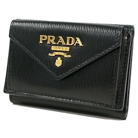 PRADA logo compact wallet unisex Tri-fold wallet 1MH021 NERO( Black) x gold hardware Black Other Gold hardware