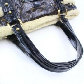 Louis Vuitton-Bolso tote Thunder Shearling con monograma-Otro