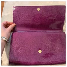 Yves Saint Laurent-Belle de Jour Yves Saint Laurent purple patent leather bag-Prune