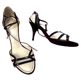 Sandales Chanel Cuir Verni Blanc Blanc