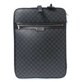 Louis Vuitton-Louis Vuitton Pegase ou pégase-Grey