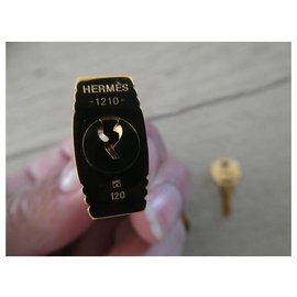 Hermès-Candado hermès nuevo acero dorado 2 llaves y bolsa para el polvo-Gold hardware
