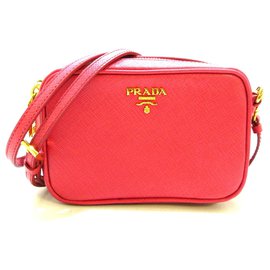 prada saffiano purse