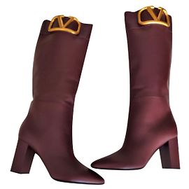 Valentino Garavani Supervee Boot Dark red