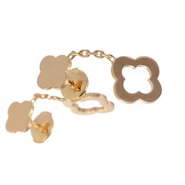 VAN CLEEF & ARPELS 18Pendientes de botón Alhambra calados de oro amarillo K. Amarillo