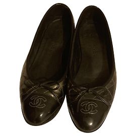 Chanel Negro Dorado