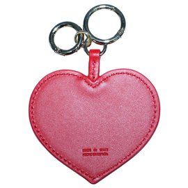 Carolina Herrera-Heart of Hope Keychain-Red