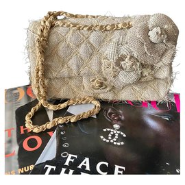 Chanel-Medium classico-Beige