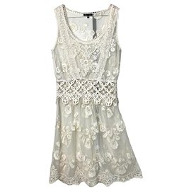 Massimo Dutti besticktes Kleid Andere