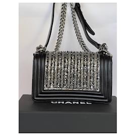Chanel-Limited Edition Chanel bambino piccolo perla e cristalli impreziositi-Nero