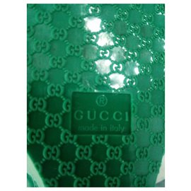 Gucci-Sandalen-Grün
