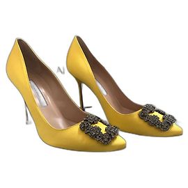 Manolo Blahnik hangisi jaune neuf Jaune