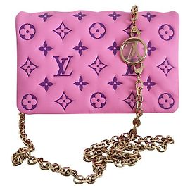 Louis Vuitton POCHETTE COUSSIN Rose