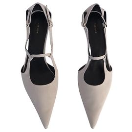 The row Salome Grigio
